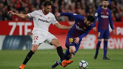 مفاجأت في تشكيل برشلونة أمام إشبيلية