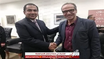 تكريم متطوع أنشأ أول موقع إخباري لمعارض هيئة الكتاب