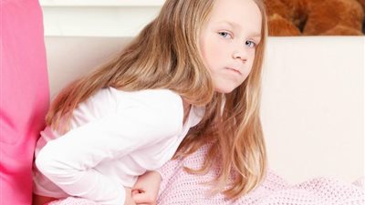 الحموضة عند الأطفال.. الأسباب وطرق العلاج