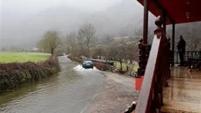 مصرع 4 أشخاص بسبب الطقس السييء فى إسبانيا