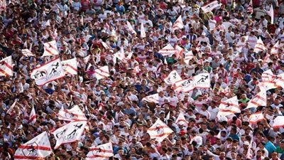 عاجل.. أزمة في مباراة الزمالك وبيراميدز بسبب الجماهير