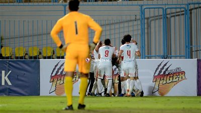 الصدارة تشتعل.. ما حظوظ الزمالك في التتويج بلقب الدوري بعد تعادله مع بيراميدز؟