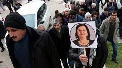 تركيا: الإفراج عن نائبة كردية مضربة عن الطعام