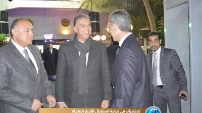 وزراء النقل وقطاع الأعمال والتنمية يقدمون واجب العزاء في وفاة والدة وزير المالية (صور)