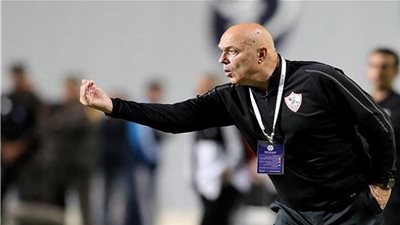 كريستيان جروس يفاجئ حارس الزمالك بعد مباراة بيراميدز