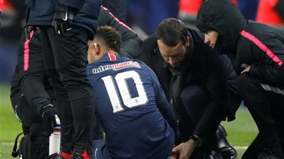 والد نيمار يخرج عن صمته ويطالب بجماية نجله