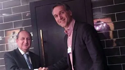   وزير التجارة والصناعة يدعو شركة فيليبس العالمية لتوسيع حجم استثماراتها بمصر 