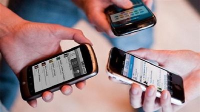 علماء يطورون تقنية جديدة لزيادة كفاءة بطاريات الهواتف الذكية 10 مرات