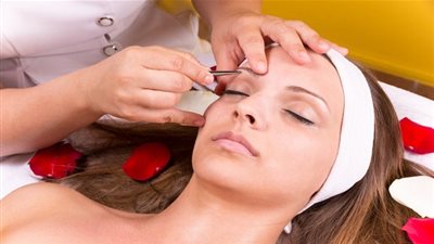 إرشادات يجب مراعاتها قبل إزالة الشعر بالملقط