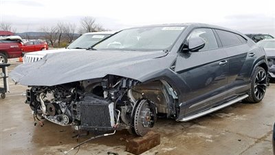 لامبورجيني أوروس 2019 معروضة للبيع بنصف سعرها (صور)