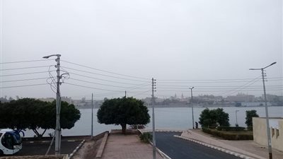 الأمطار تتساقط على عاصمة السياحة العالمية.. و