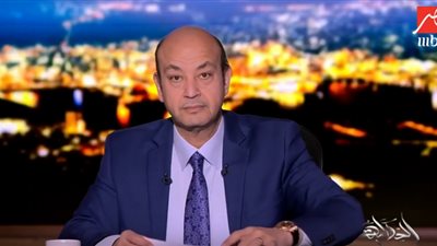 عمرو أديب: بحلول 2030 ينتهي أمر السيارة بالبنزين