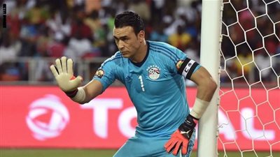 عاجل.. تصريح ناري من مدرب النجوم بعد اقتراب التعاقد مع عصام الحضري