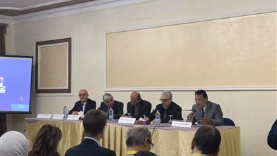 المدرسة الدولية السابعة لفيزياء الطاقة العالية تنظم مؤتمرا بجامعة عين شمس