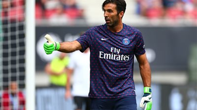 يوفنتوس يفاجئ بوفون في عيد ميلاده