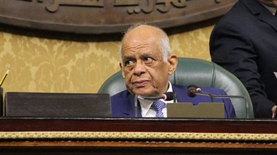 عاجل.. رئيس البرلمان يهدد النواب بوقف أعمال الجلسة بسبب 
