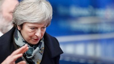 تزايد الضغوط على ماي بشأن ترتيبات 