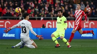 ميسي يكشف عن الشخص الوحيد المسموح له بانتقاده