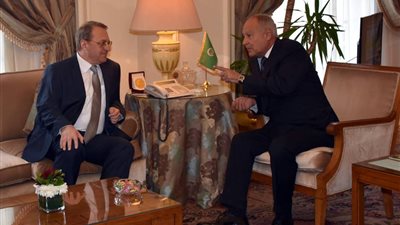 أبو الغيط يبحث مع المندوب الخاص للرئيس الروسي التطورات الأخيرة للأوضاع في المنطقة