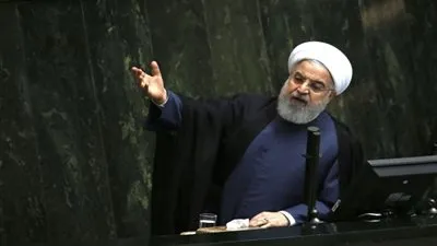 إيران لا تعتزم تطوير مدى صواريخها