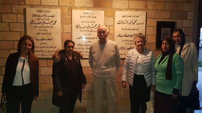 الرئيس الفرنسي الأسبق يسترجع ذكرى 44 عامًا في جولته السياحية بالأقصر (صور)