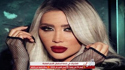 شاهد.. صورة مايا دياب بدون مكياج على غلاف إحدى المجلات