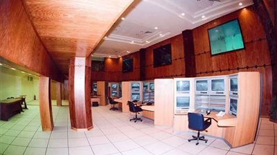 تحديثات في الأنظمة وتطبيق منظومة الدفع الإلكتروني بميناء الإسكندرية