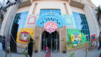 وزيرة التضامن: ٢ مليون و٥٨٢ ألف جنيه مبيعات 