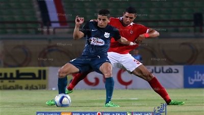 عاجل.. الأهلي يقيد جمال وربيعة في قائمته المحلية