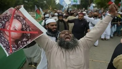 باكستان: المحكمة العليا تمهد طريق مغادرة 