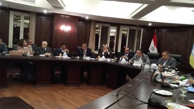 محافظ الإسكندرية: مد 6 شهور إضافيين لصغار المستثمرين في منطقة الداون تاون 