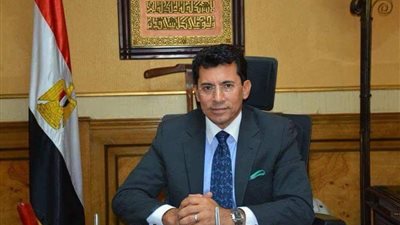 وزير الرياضة يلتقي شباب الجامعات المصرية بمعهد إعداد القادة بحلوان