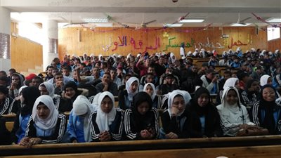 450  طالبا وطالبة يشاركون في ختام معسكر كلية التربية الرياضية بجامعة أسوان 