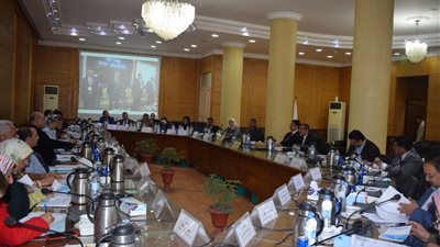 جامعة بنها: مبادرة صناعية لتدريب الشباب على الحرف اليدوية (صور)