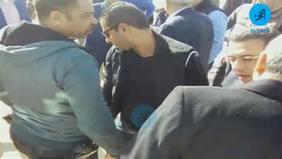 عاجل.. وصول وزيرا السياحة والآثار إلى تونا الجبل استعدادًا للإعلان عن كشف أثري جديد (فيديو)