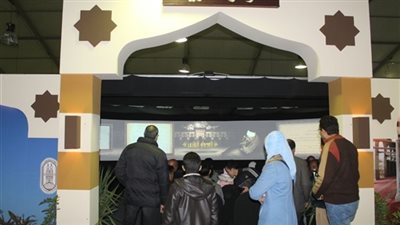 19 إصدارًا يناقشون قضايا الأسرة والمجتمع والاقتصاد في جناح الأزهر بمعرض الكتاب