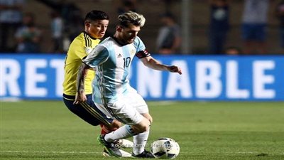 ميسي يطالب برشلونة بالتعاقد مع صانع ألعاب ريال مدريد