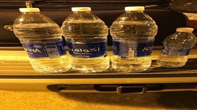 ضبط 4 أشخاص بحوزتهم عرق مسكر بمكة المكرمة