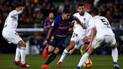 ترتيب الدوري الإسباني بعد تعادل برشلونة أمام فالنسيا