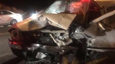 مصرع شخص وإصابة أربعة آخرين في تصادم سيارتين بالباحة