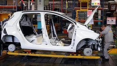 نيسان تعتزم وقف إنتاج إحدى سياراتها في بريطانيا