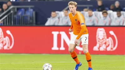 دي يونج يكشف بعض كواليس انتقاله لبرشلونة