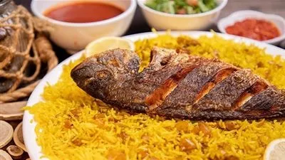طريقة عمل الأرز مع السمك المشوي