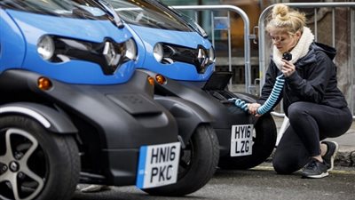 تعرف على التخفيضات الجديدة بجمارك السيارات الكهربائية والهجينة