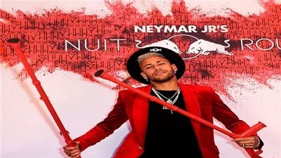 نيمار يبكي في عيد ميلاده (فيديو)