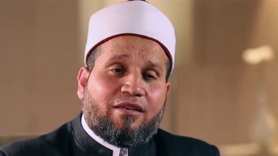 إخواني يحرض ضد الجيش بتحليل معاشرة إمرأة طليقها (بالفيديو)