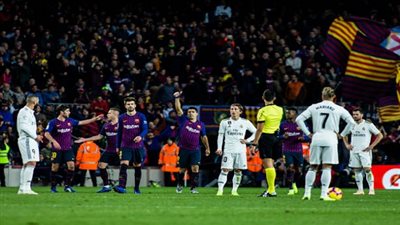 برشلونة وريال مدريد في الكلاسيكو.. استعراض العضلات أمام الانتقام؟