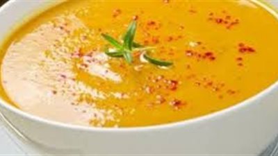 في الجو البارد.. حضري شوربة العدس اللذيذة لأسرتك