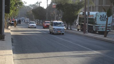 محافظ قنا: رصف شارع كوبري دندرة ليلا لمنع التكدس