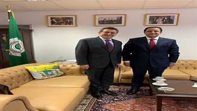 علاء عابد يبحث مع سفير الجامعة العربية بألمانيا ونائبه دعم قضايا المنطقة (صور)